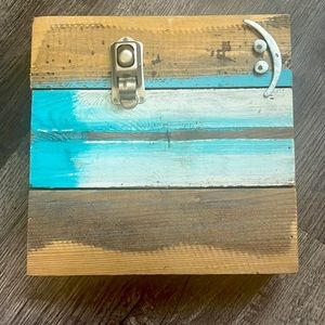 Coastal themed photo holder